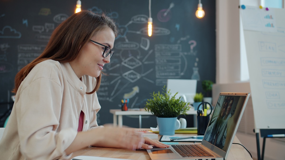 Making the Transition from Classroom Trainer to Virtual Classroom Trainer